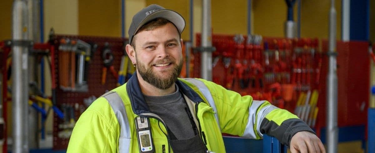 Monteur in opleiding