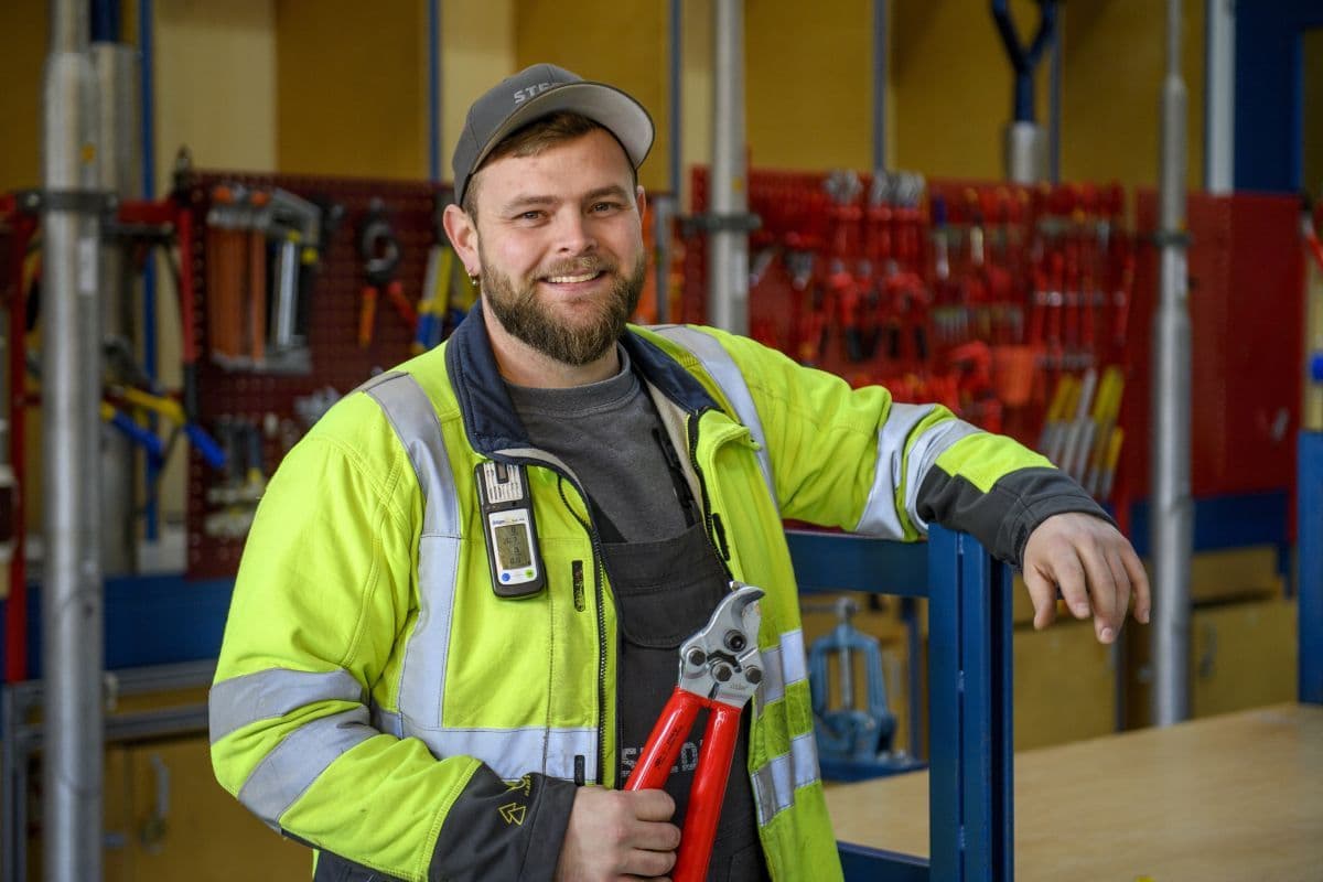 Monteur in opleiding